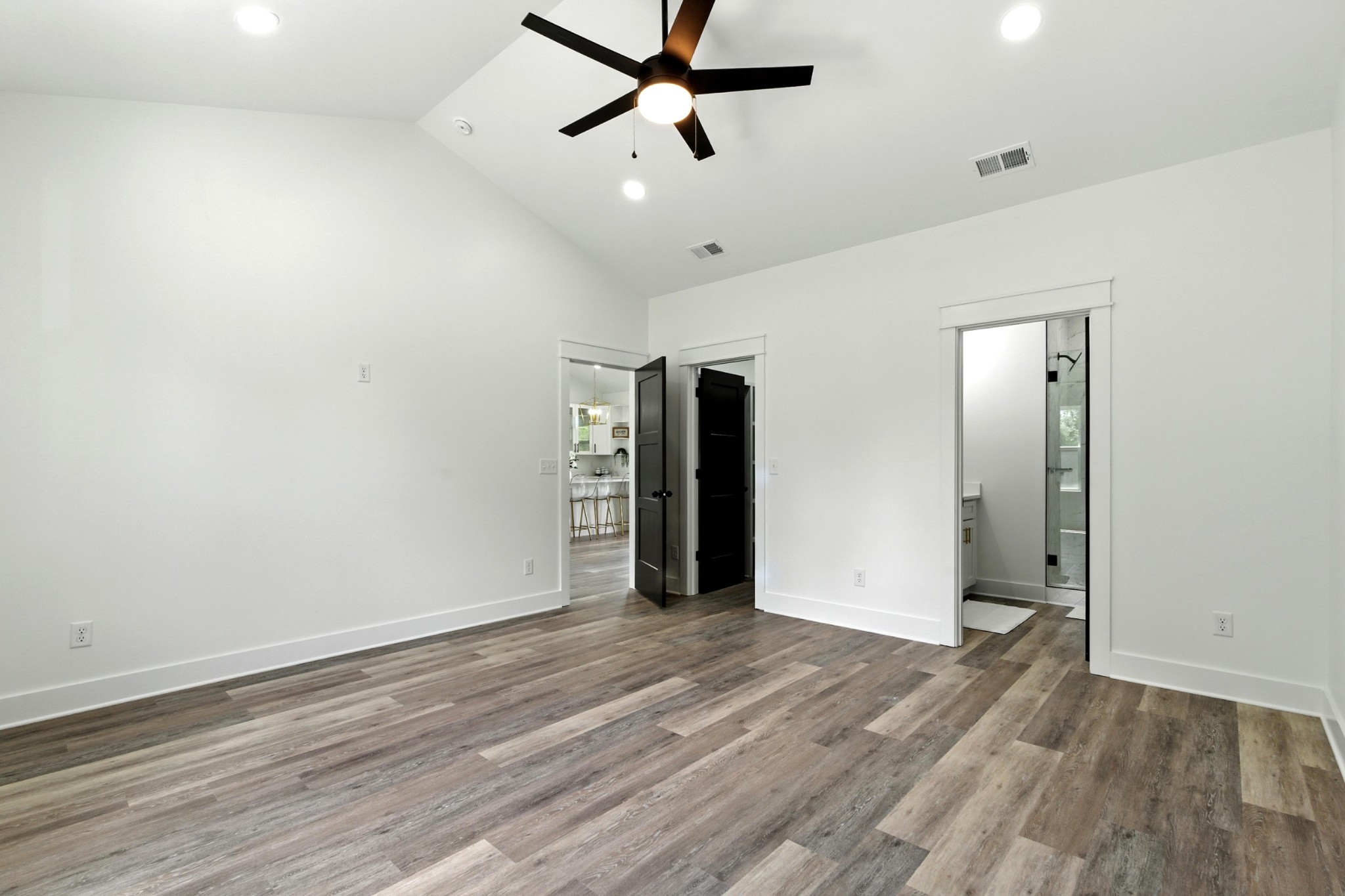 607 Collier Bend Road Charlotte, TN 37036 - Photo 27 of 40