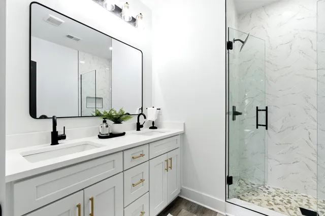 $449,900 | 607 Collier Bend Road, Charlotte, TN 37036