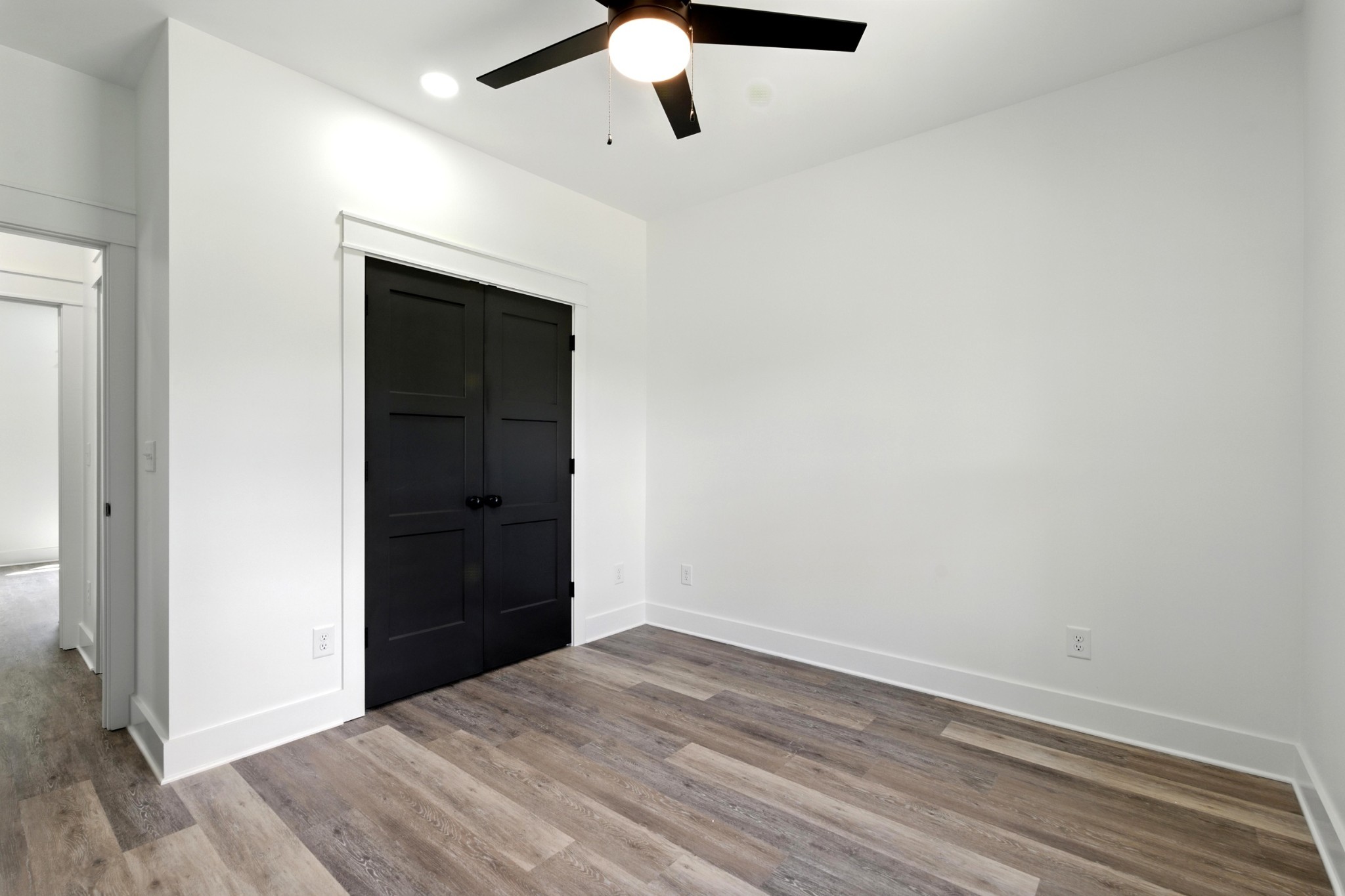 607 Collier Bend Road Charlotte, TN 37036 - Photo 37 of 40