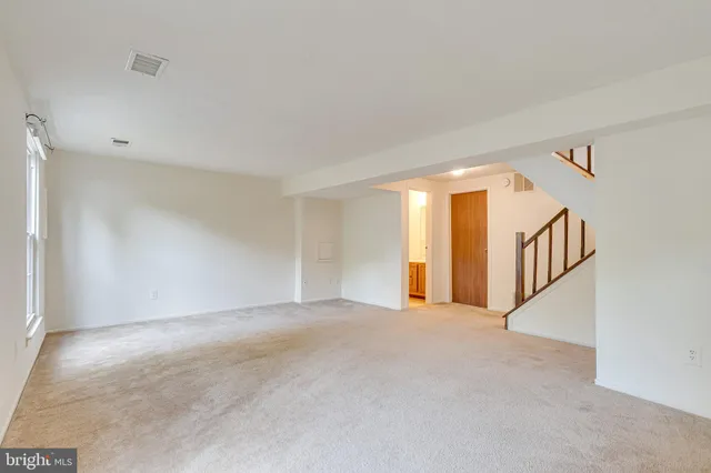 $2,700 | 6518 Alexis Lane, Springfield, VA 22152