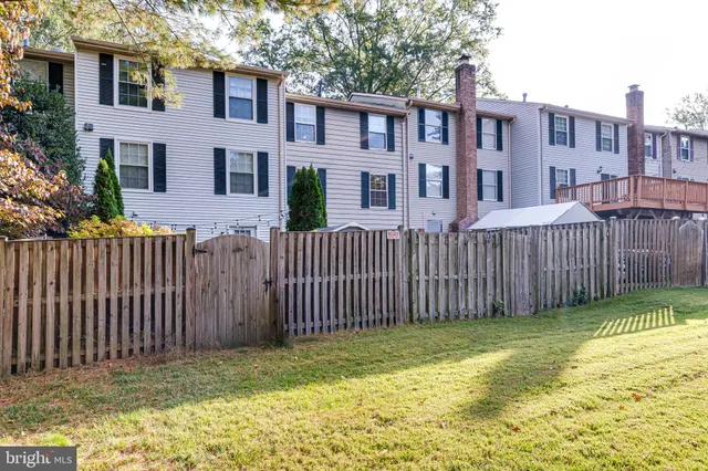 $2,700 | 6518 Alexis Lane, Springfield, VA 22152