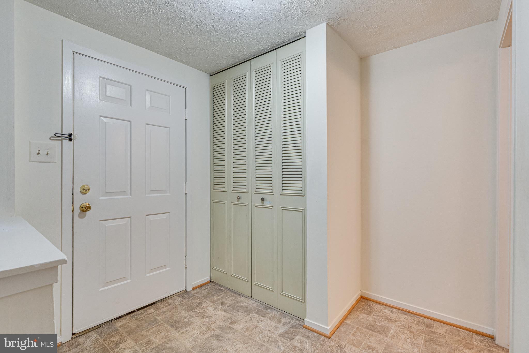 6518 Alexis Lane Springfield, VA 22152 - Photo 6 of 44 a view of an empty room