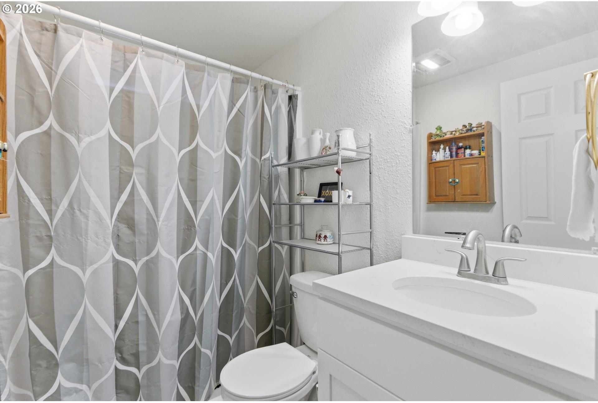 10038 South New Era Road, Unit 5 Canby, OR 97013 - Photo 24 of 32 Gallery Image 24
