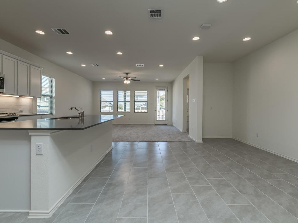 2300 Ringstaff Road Leander, TX 78641 - Photo 7 of 27