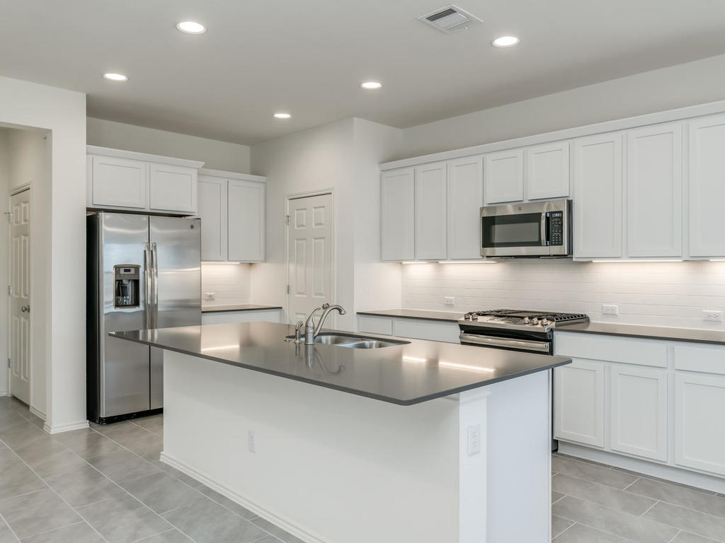 2300 Ringstaff Road Leander, TX 78641 - Photo 10 of 27