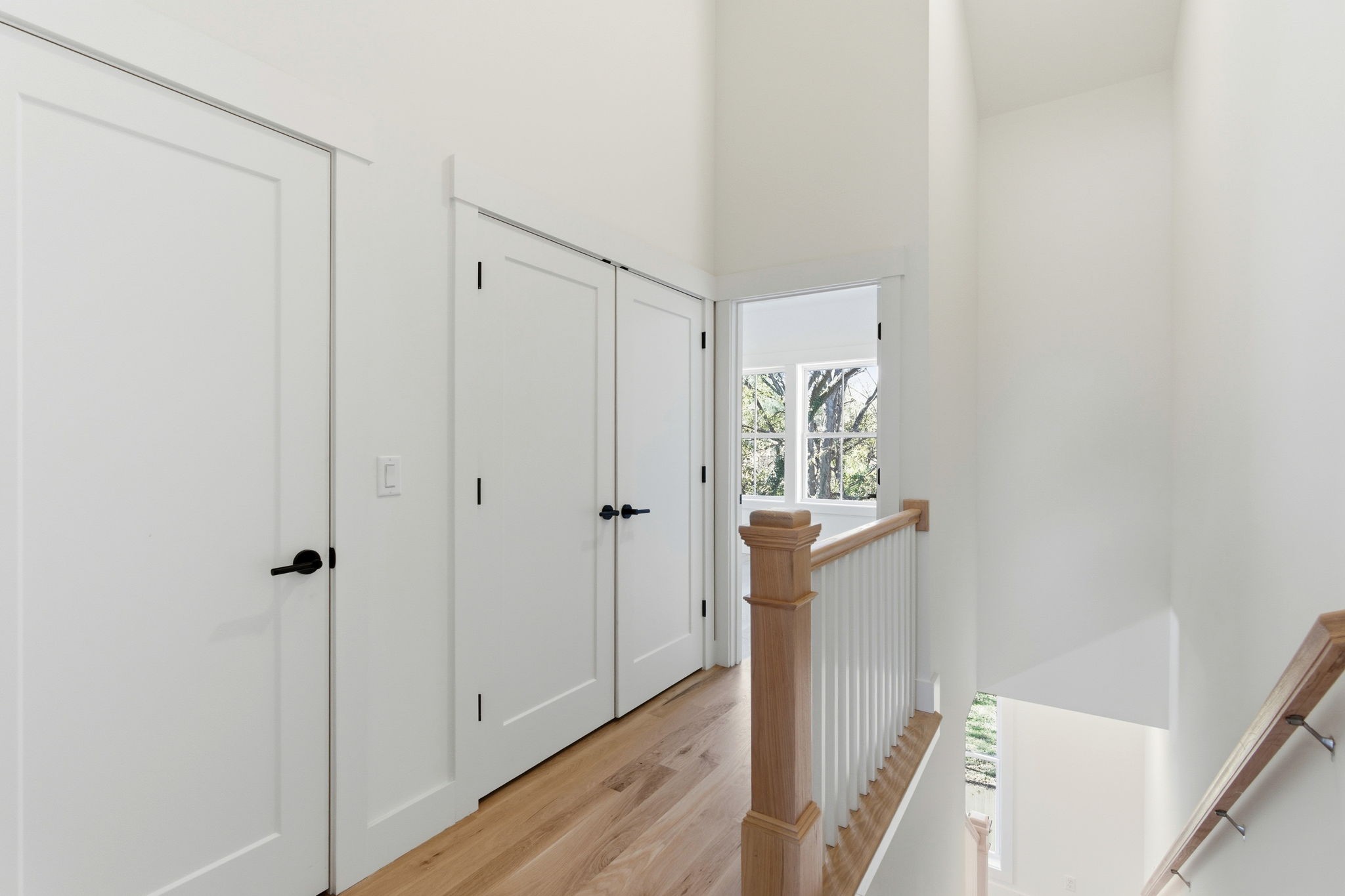 1020 West Kirkland Avenue, Unit C Nashville, TN 37216 - Photo 15 of 23 a view of a bathroom from a hallway