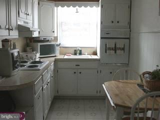 256 Barclay Road Upper Darby, PA 19082 - Photo 4 of 6