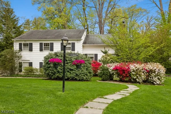 $1,599,000 | 23 Club Drive, Summit, NJ 07901