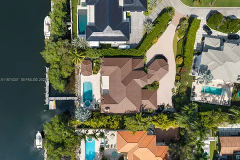 $11,250,000 | 277 Veleros Court, Coral Gables, FL 33143