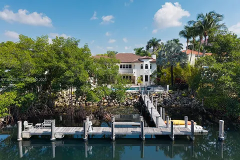 $11,250,000 | 277 Veleros Court, Coral Gables, FL 33143