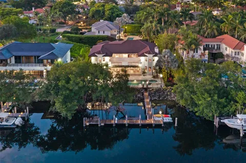 $11,250,000 | 277 Veleros Court, Coral Gables, FL 33143