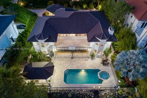 $11,250,000 | 277 Veleros Court, Coral Gables, FL 33143