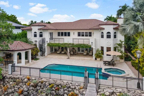 $11,250,000 | 277 Veleros Court, Coral Gables, FL 33143
