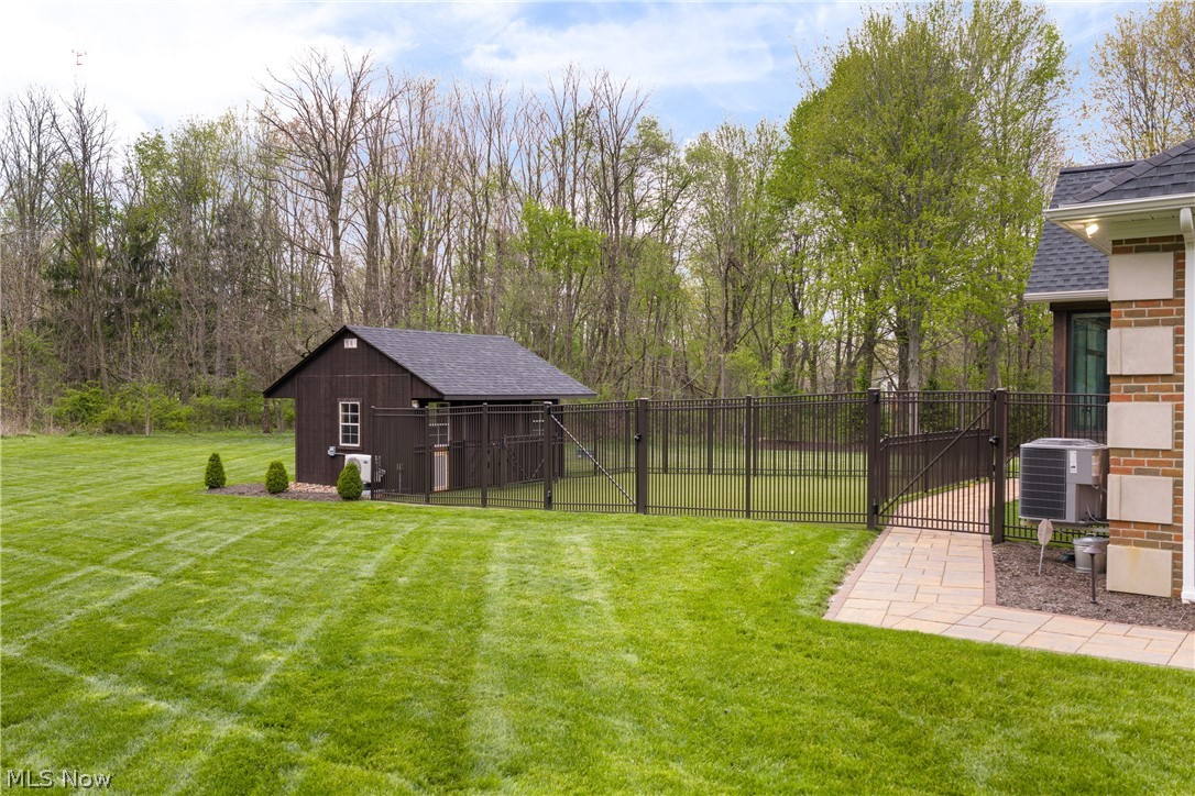 8622 Hunters Ridge Run Wadsworth, OH 44281 - Photo 12 of 43