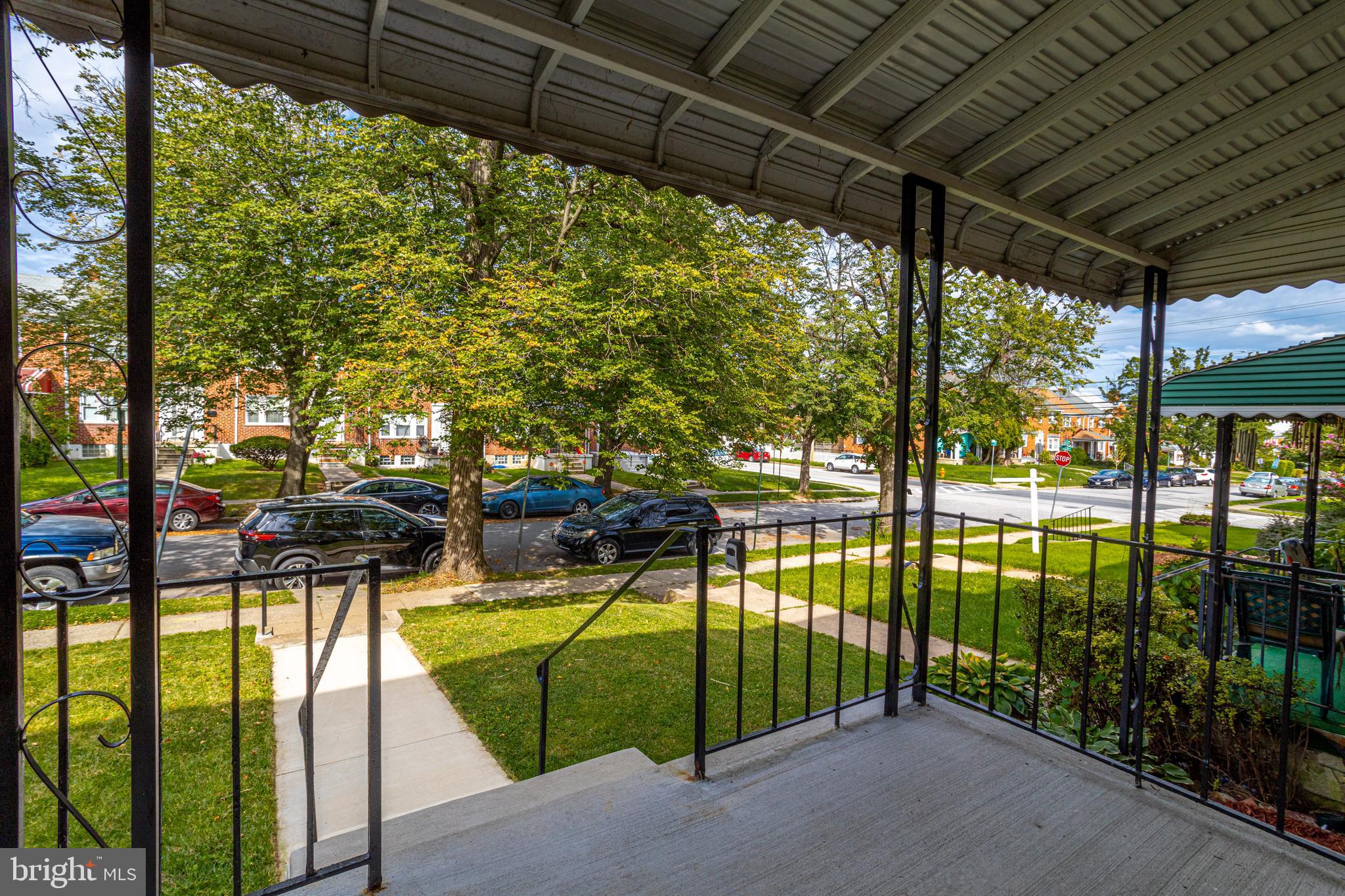 1661 Winford Road Baltimore, MD 21239 - Photo 4 of 50