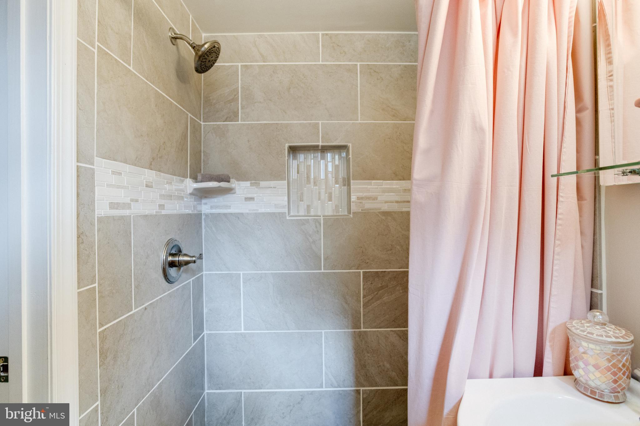 1661 Winford Road Baltimore, MD 21239 - Photo 43 of 50