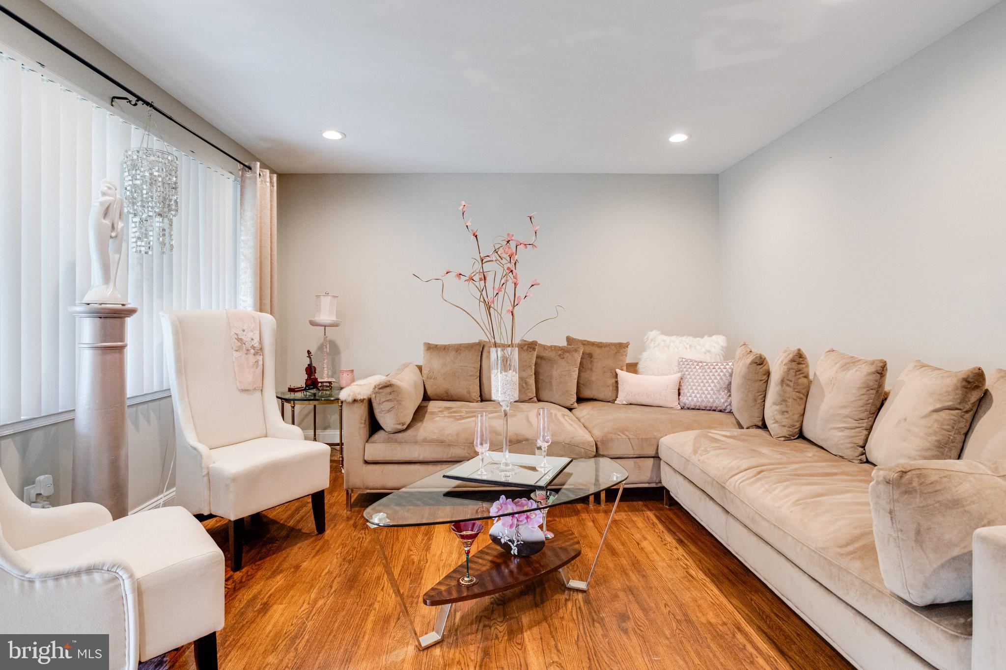 1661 Winford Road Baltimore, MD 21239 - Photo 7 of 50