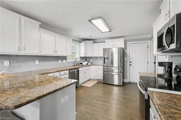 $550,000 | 2825 Fuller Mill Road North, Thomasville, NC 27360