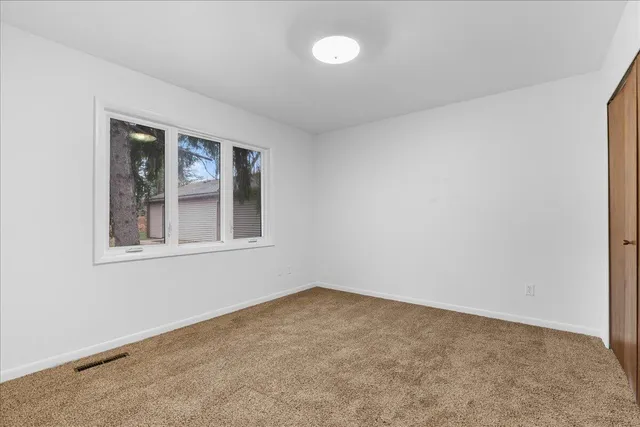 $169,000 | 1005 Grenoble Drive, Unit H, Lansing, MI 48917