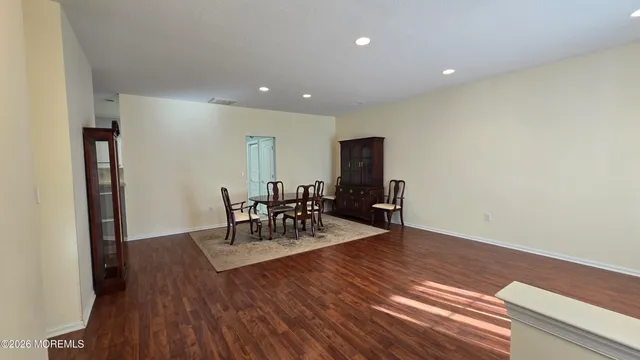 $2,500 | 16 Golden Willows Avenue, Lakewood, NJ 08701