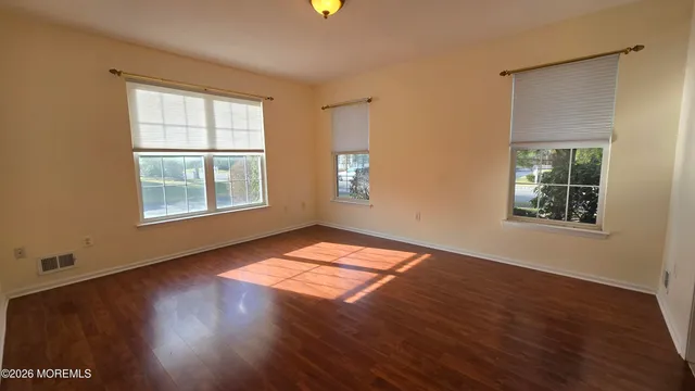 $2,500 | 16 Golden Willows Avenue, Lakewood, NJ 08701