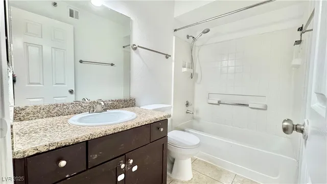 $1,150 | 2750 South Durango Drive, Unit 2100, Las Vegas, NV 89117