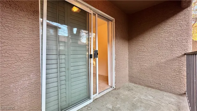 $1,150 | 2750 South Durango Drive, Unit 2100, Las Vegas, NV 89117