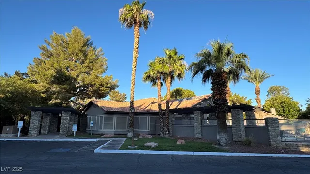 $1,150 | 2750 South Durango Drive, Unit 2100, Las Vegas, NV 89117