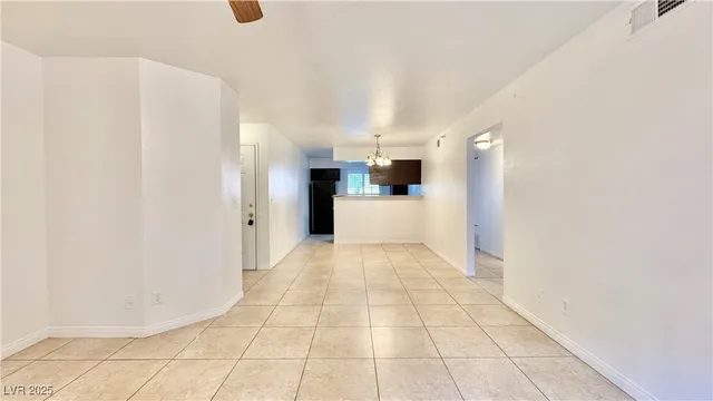 $1,150 | 2750 South Durango Drive, Unit 2100, Las Vegas, NV 89117