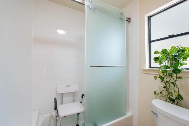 $999,000 | 6033 Mt Bonnell Cove, Austin, TX 78731