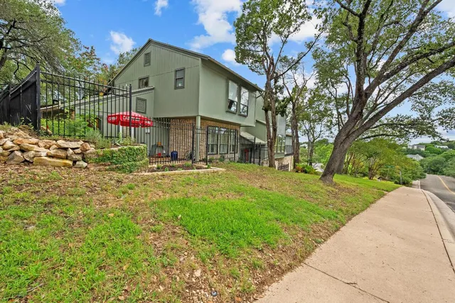 $999,000 | 6033 Mt Bonnell Cove, Austin, TX 78731