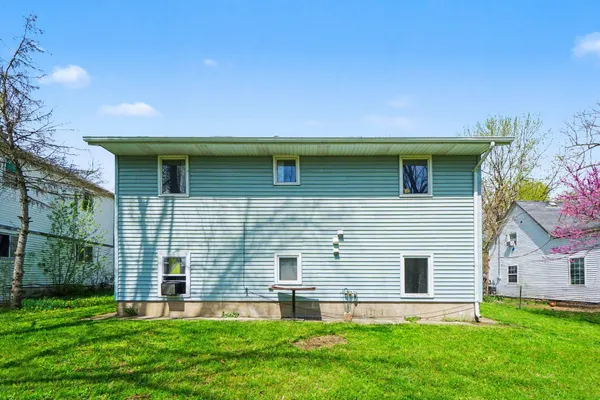 $215,000 | 630 East St Joseph Street, Paw Paw, MI 49079