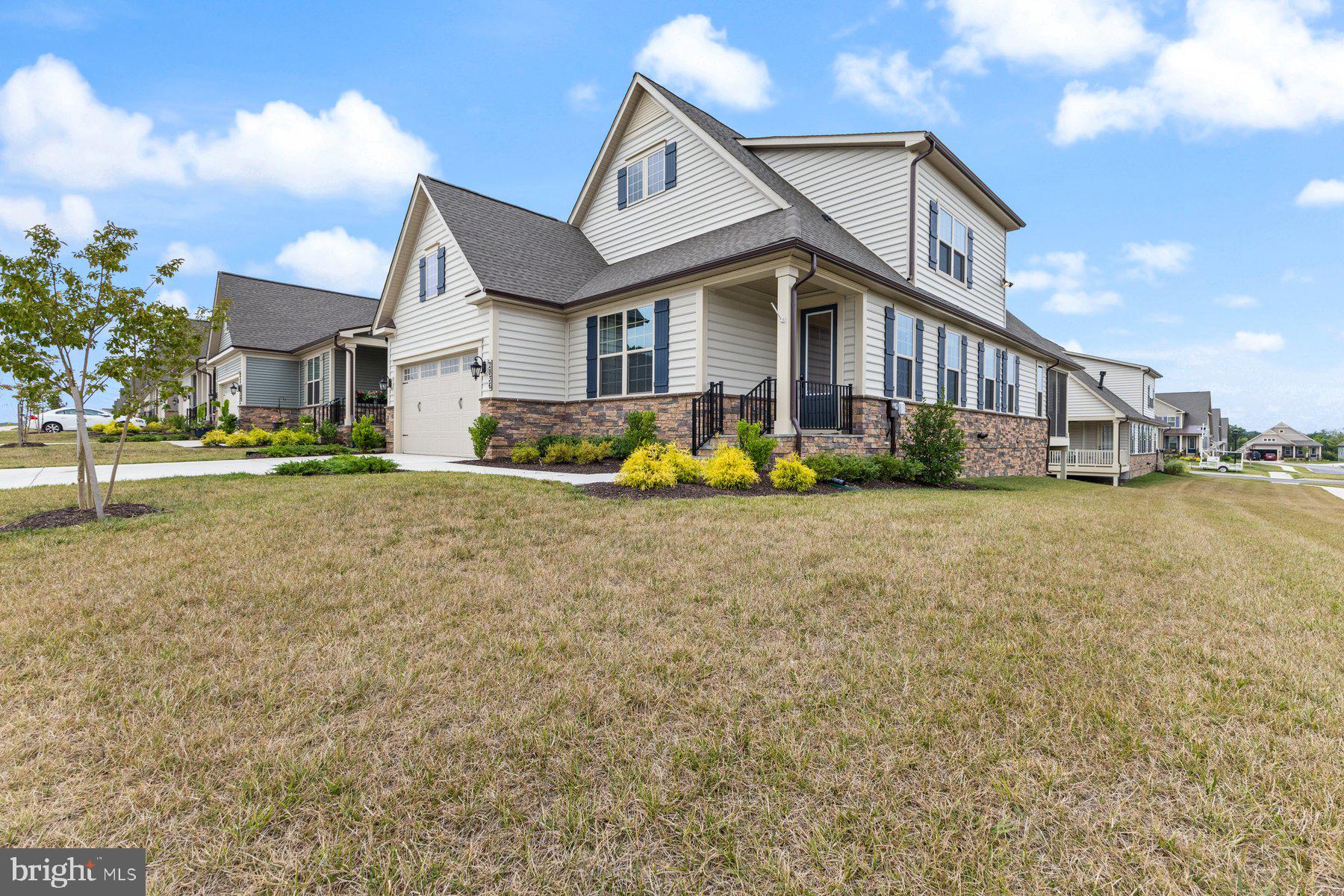 2836 Camomile Dr East