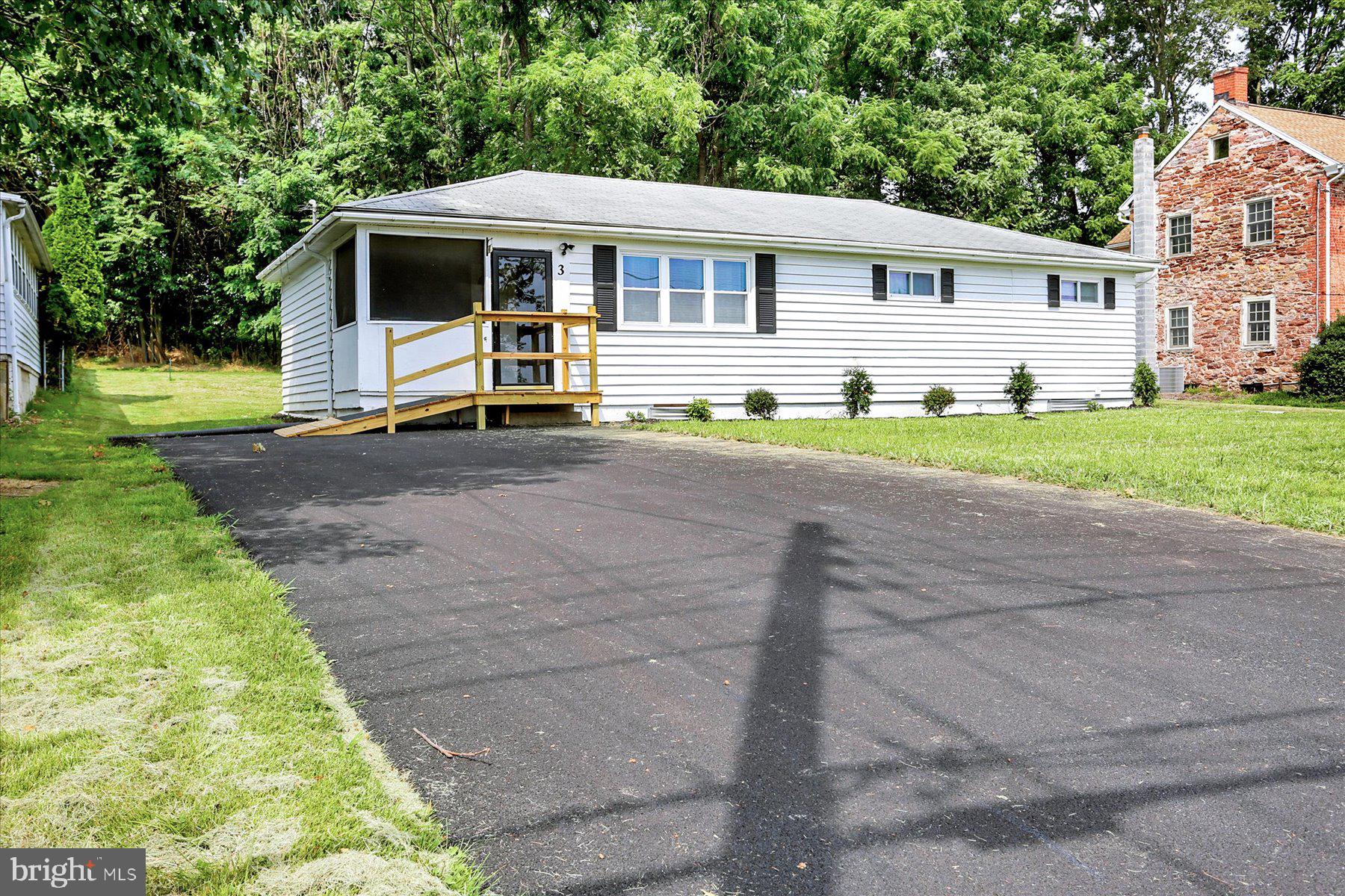 3 Rosedale Avenue Middletown, PA 17057 - Photo 3 of 36 Gallery Image 3