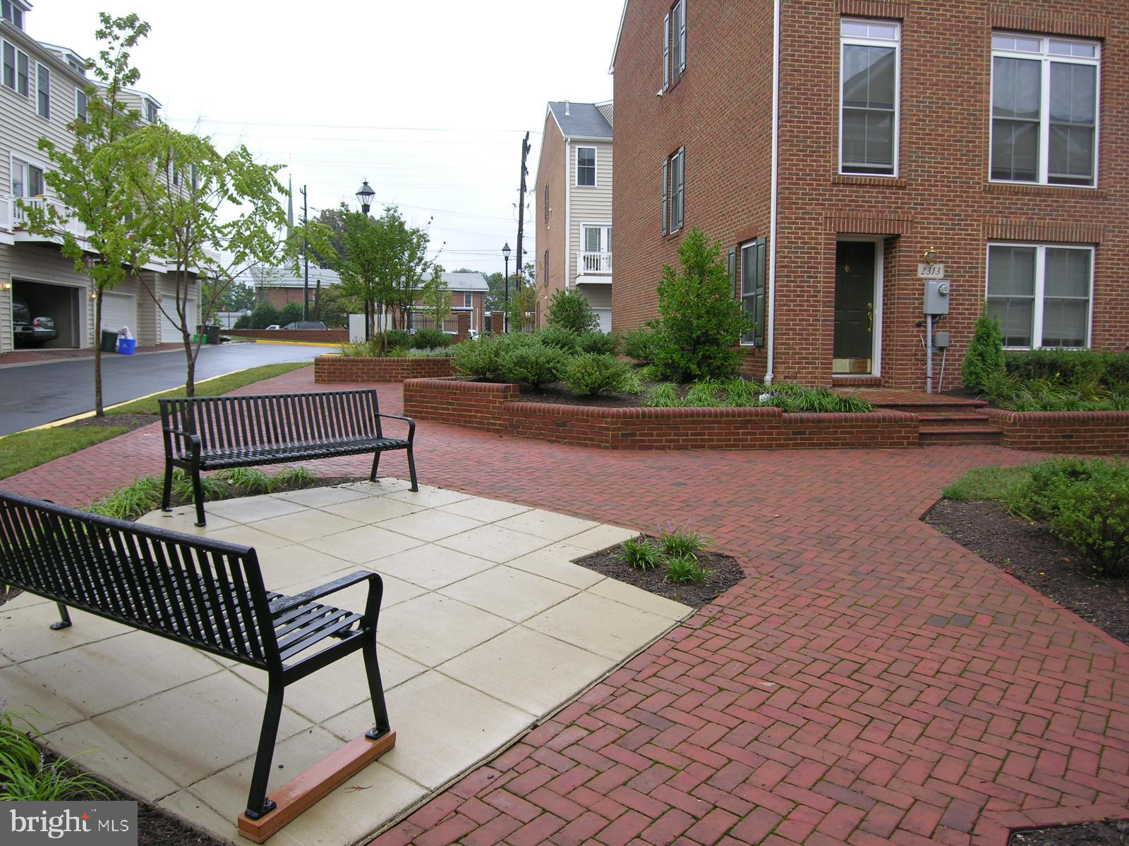 10600 Georgia Avenue Silver Spring, MD 20902 - Photo 38 of 44 Courtyard walkway