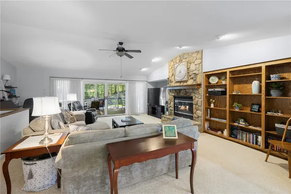 $514,900 | 910 Chickasaw Drive, Westminster, SC 29693