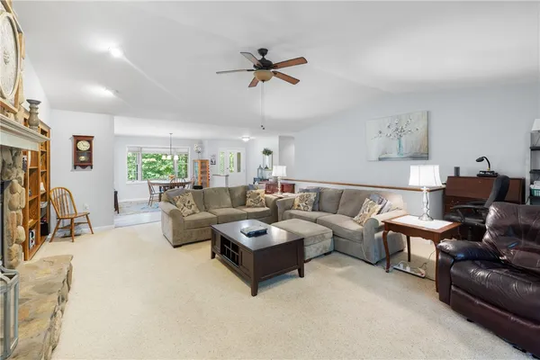 $514,900 | 910 Chickasaw Drive, Westminster, SC 29693