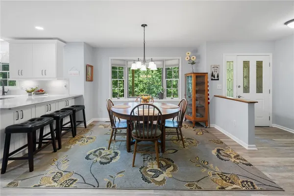 $514,900 | 910 Chickasaw Drive, Westminster, SC 29693