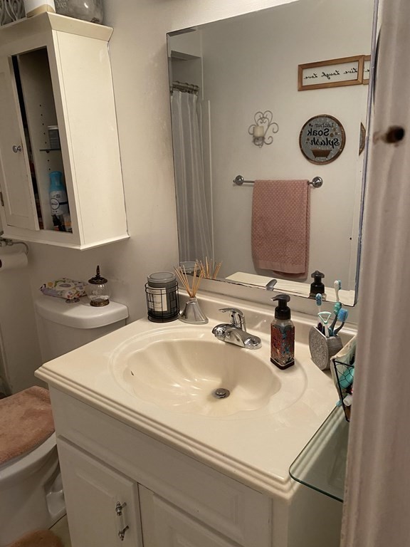 13-15 Wigwam Place Springfield, MA 01108 - Photo 5 of 16