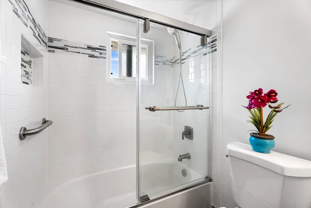 $1,995,000 | 75-5976 Alii Drive, Kailua-Kona, HI 96740