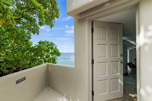 $1,995,000 | 75-5976 Alii Drive, Kailua-Kona, HI 96740