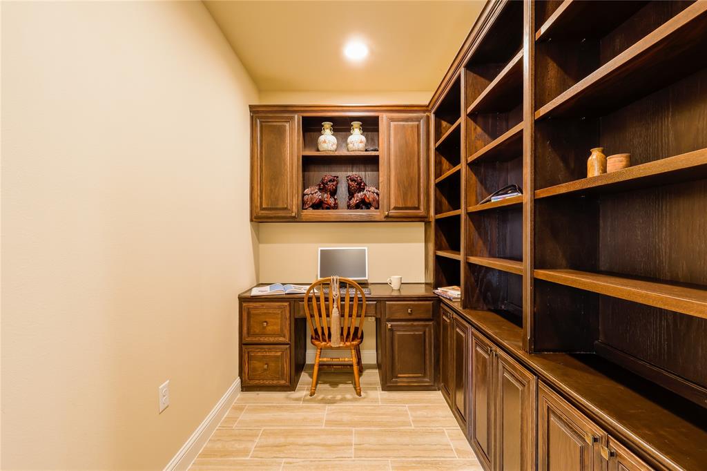 878 Hatton Sumner Place Arlington, TX 76005 - Photo 9 of 18