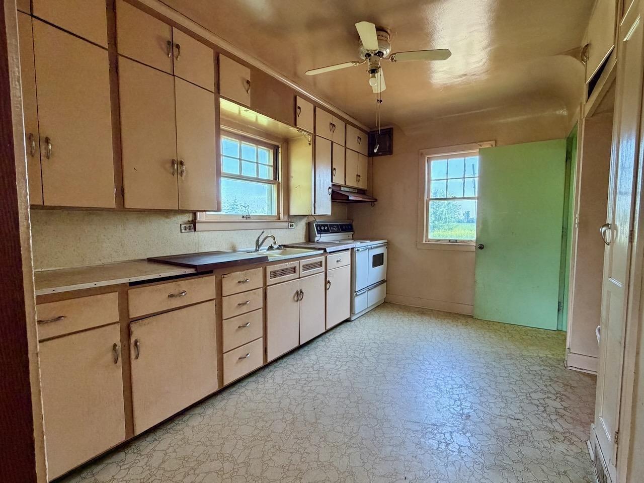11420 Ferden Road Chesaning, MI 48616 - Photo 18 of 36