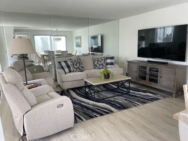 $2,800 | 341 Avenida Sevilla, Unit F, Laguna Woods, CA 92637