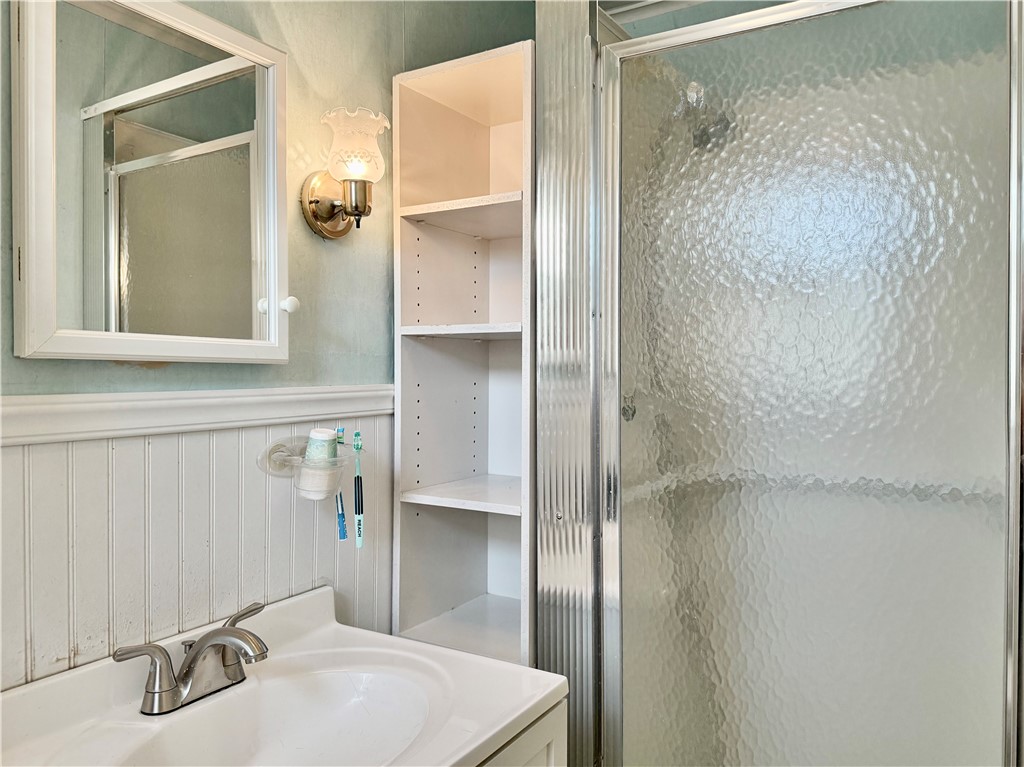 69 Elm Street Oneonta, NY 13820 - Photo 21 of 40