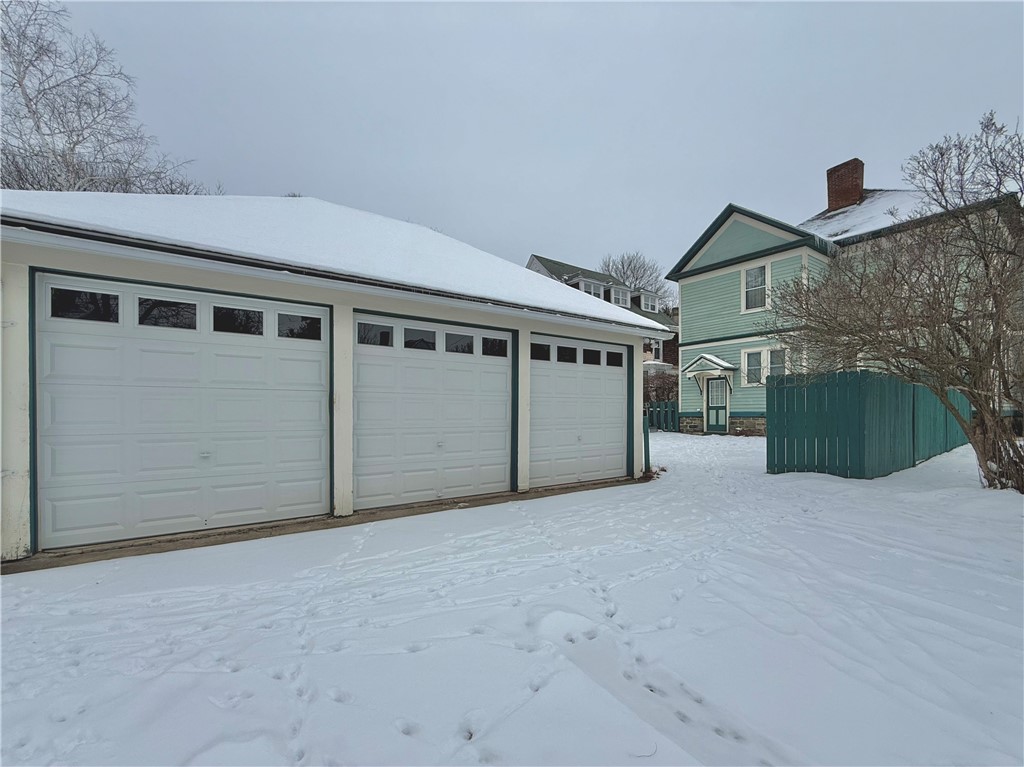 69 Elm Street Oneonta, NY 13820 - Photo 5 of 40