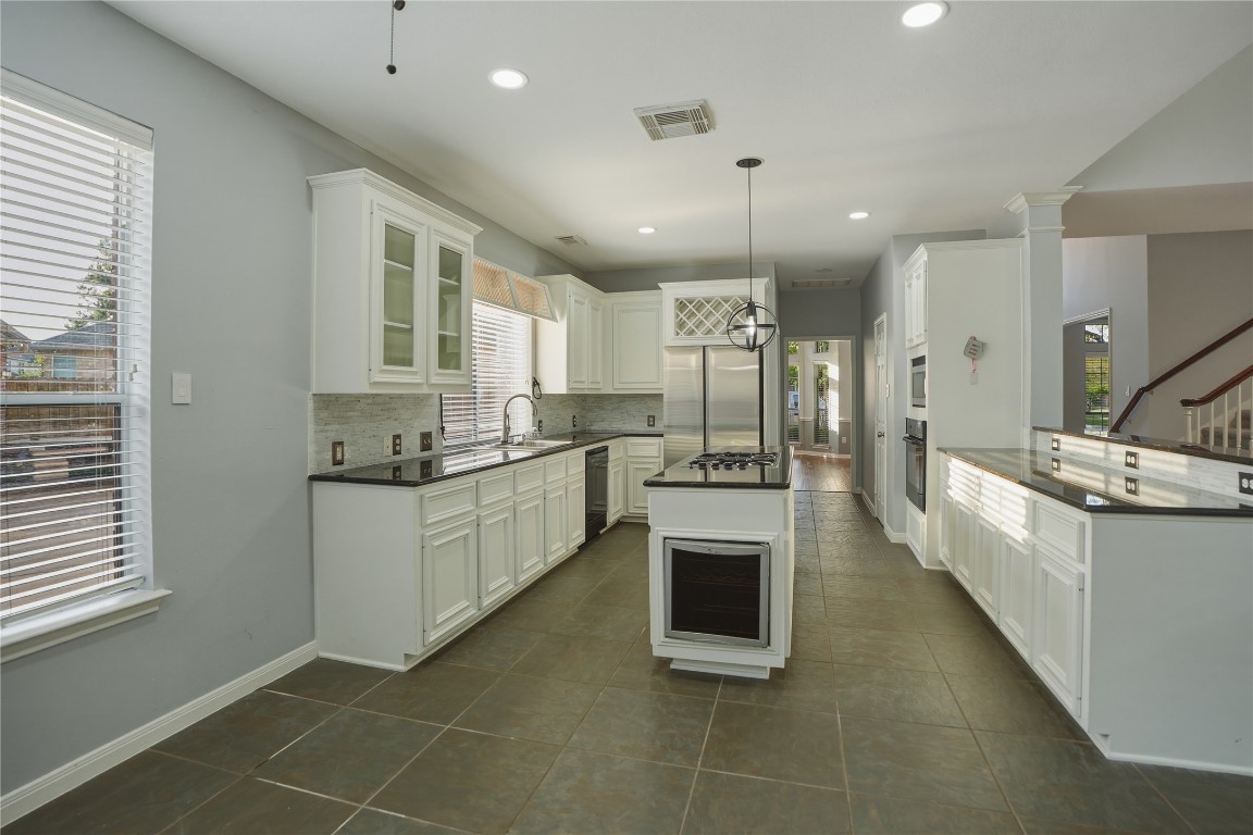 2302 Marblecrest Lane Spring, TX 77386 - Photo 12 of 48