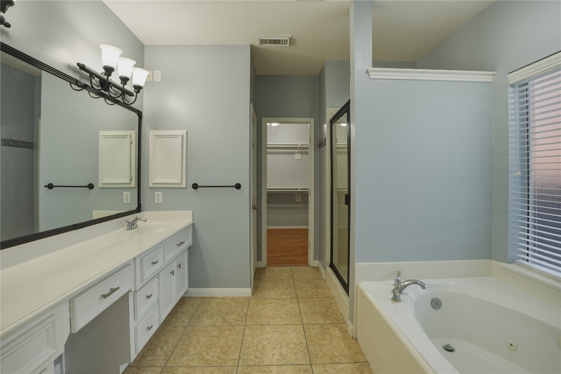 2302 Marblecrest Lane Spring, TX 77386 - Photo 18 of 48 Main bathroom