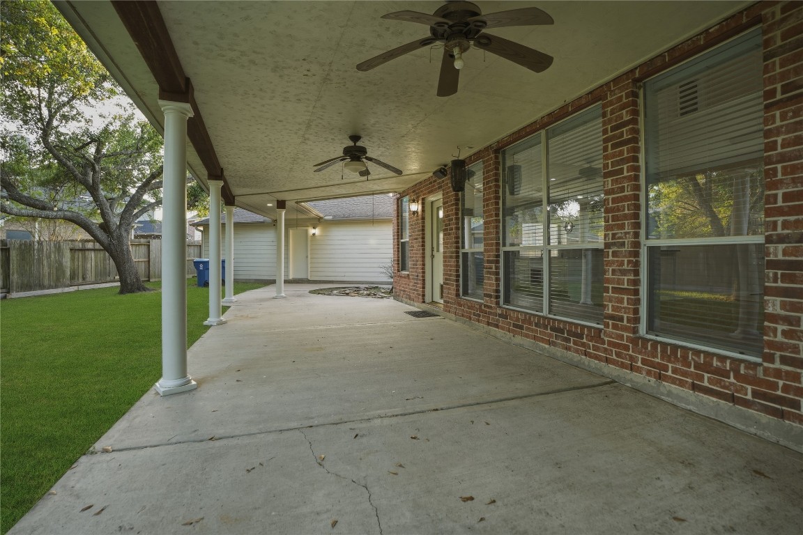 2302 Marblecrest Lane Spring, TX 77386 - Photo 29 of 48