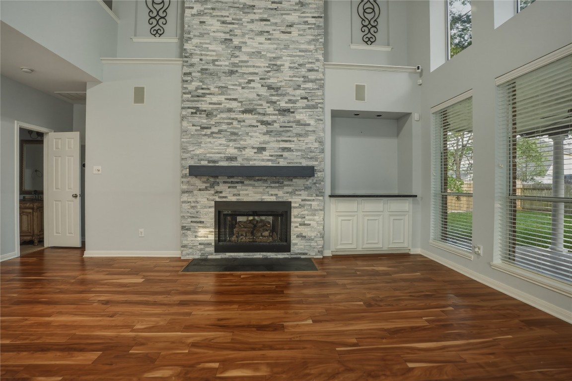 2302 Marblecrest Lane Spring, TX 77386 - Photo 3 of 48